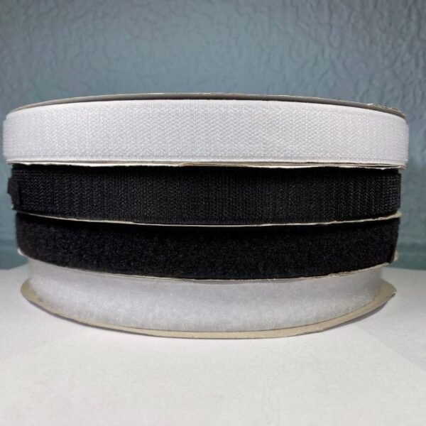 Velcro Ancho 2.5cm por Rollo de 25m